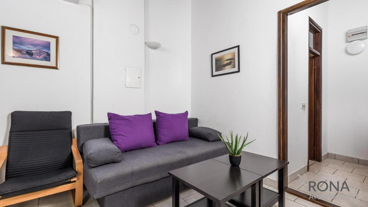Rona Holiday Home Ana Пореч Экстерьер фото