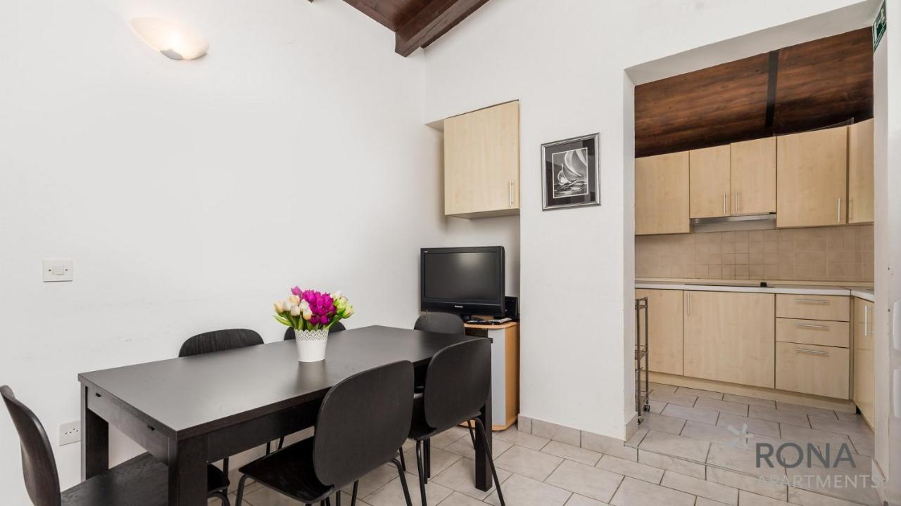 Rona Holiday Home Ana Пореч Экстерьер фото